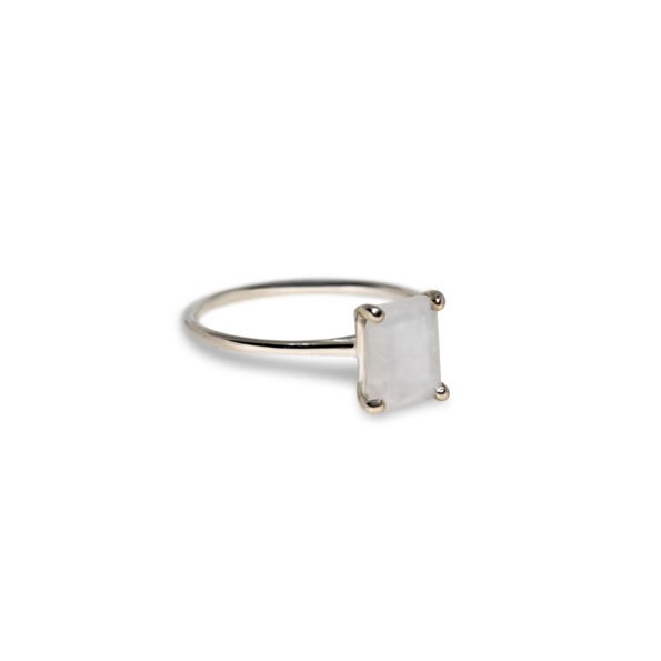 Moonstone – Silver (Emerald Cut)